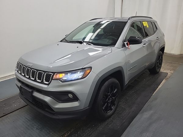 2023 Jeep COMPASS NORTH