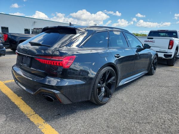 2023 Audi RS 6 AVANT quattro