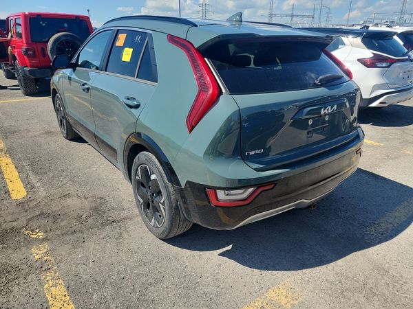 2023 Kia NIRO EV LIMITED Wave