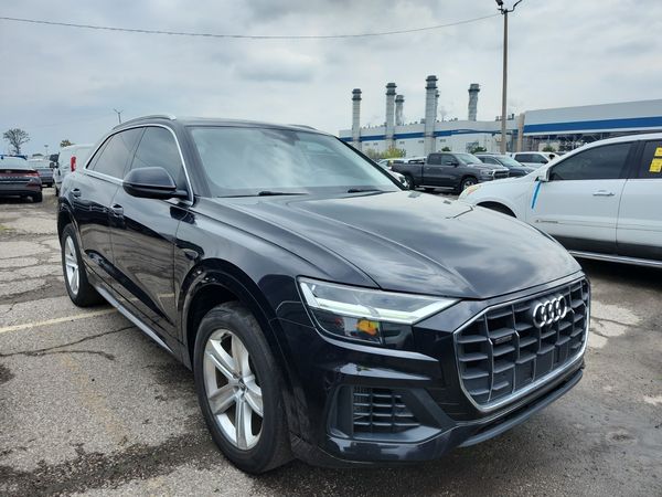 2019 Audi Q8 PROGRESSIV Premium