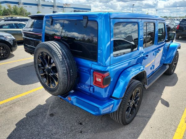 2022 Jeep Wrangler UNLIMITED HIGH ALTITUDE Unlimited Sahara