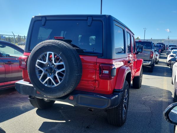 2026 Jeep Wrangler 4 Door 4x4 Sahara