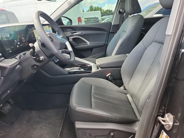 2025 Audi Q5 PROGRESSIV quattro Premium Plus