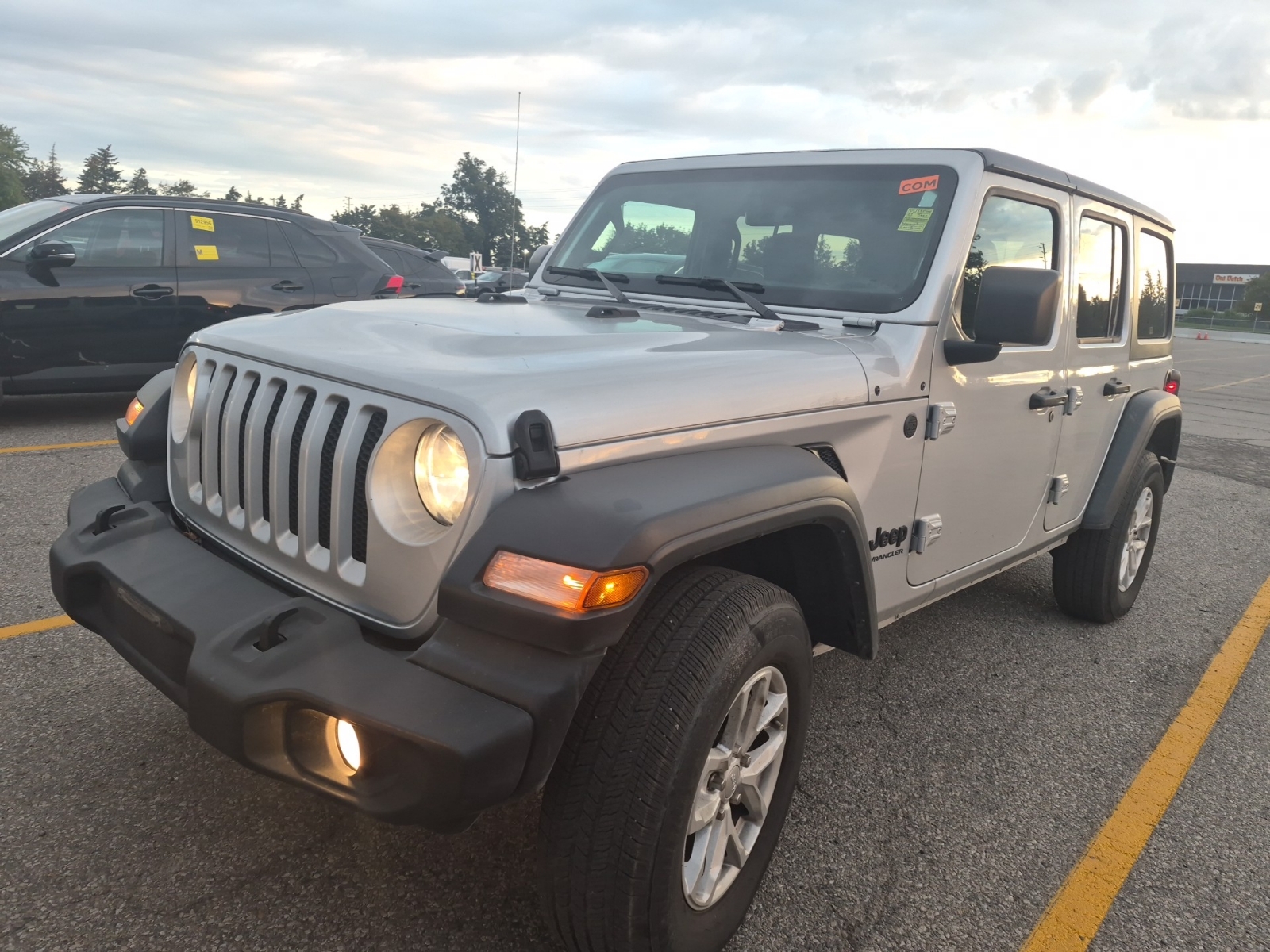 2023 Jeep Wrangler SPORT S
