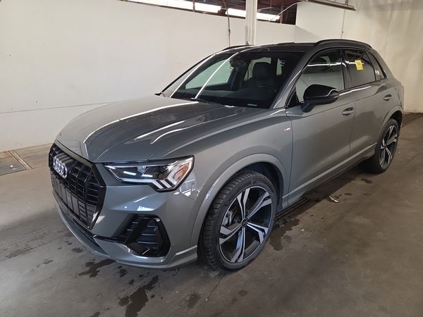 2024 Audi Q3 PROGRESSIV