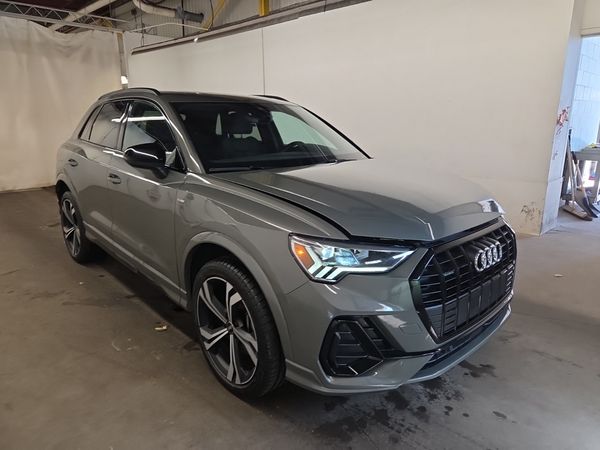 2024 Audi Q3 PROGRESSIV