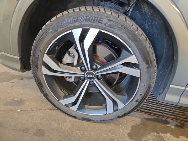 2024 Audi Q3 PROGRESSIV
