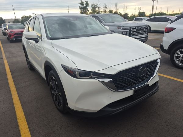 2022 Mazda CX-5 GS Preferred Package
