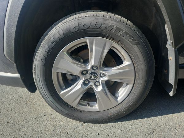 2023 Toyota RAV4 Awd Xle