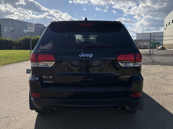 2021 Jeep Grand Cherokee Laredo