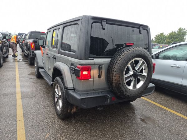 2020 Jeep WRANGLER UNLIMITED SAHARA