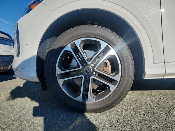 2025 Audi Q5 2.0 Tfsi Quattro Progressiv quattro Premium Plus