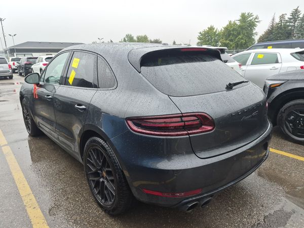 2018 Porsche MACAN GTS