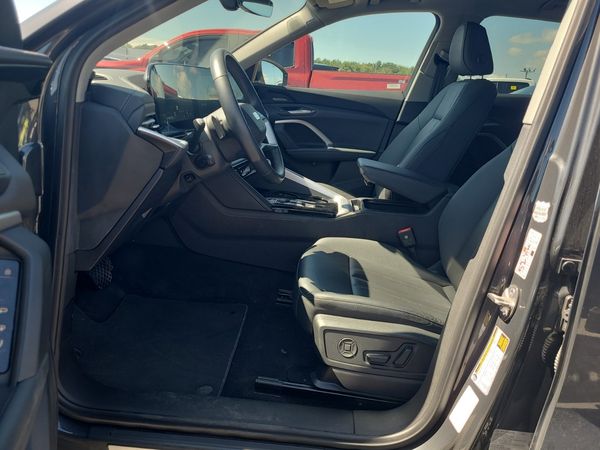 2025 Audi Q5 PROGRESSIV quattro Premium Plus