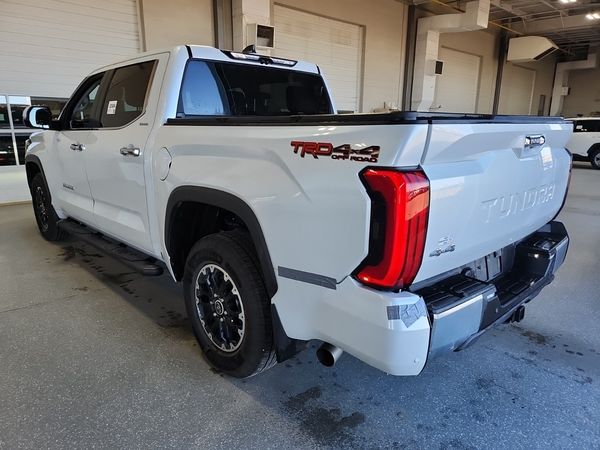 2024 Toyota Tundra LIMITED CREW CAB SHORT BED