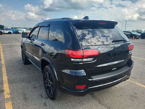 2019 Jeep Grand Cherokee 4x4 Altitude Laredo