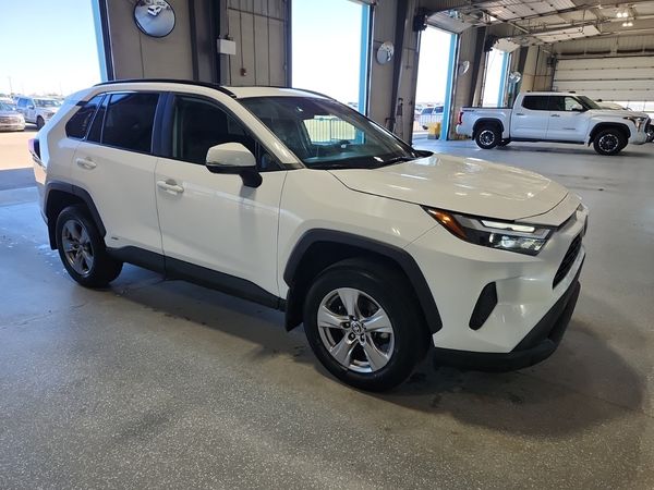 2024 Toyota Rav4 HYBRID XLE