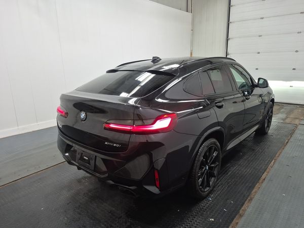 2023 BMW X4 XDRIVE30I