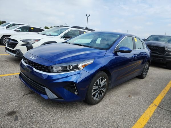 2024 Kia FORTE EX