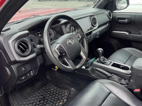 2023 Toyota Tacoma 4x4 Double Cab Auto SR5