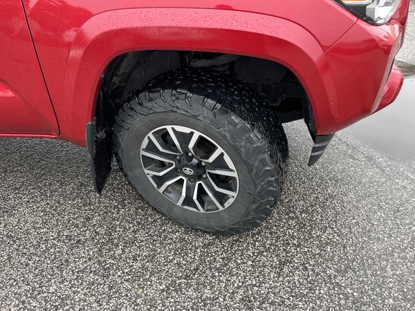 2023 Toyota Tacoma 4x4 Double Cab Auto SR5