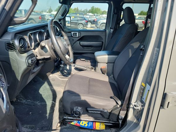 2022 Jeep Wrangler UNLIMITED SPORT ALTITUDE