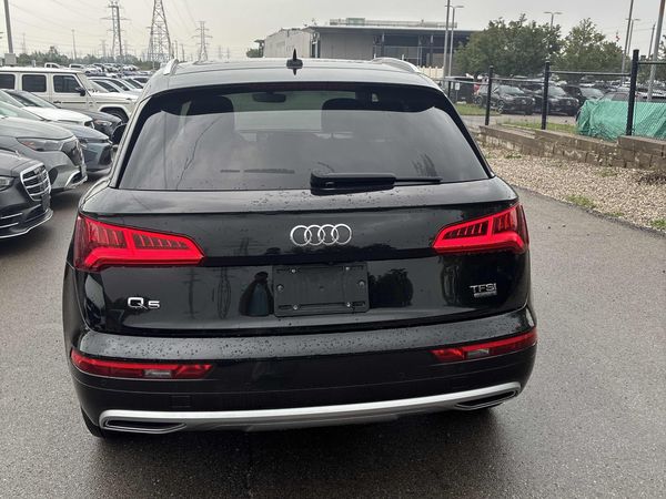 2018 Audi Q5 Progressiv quattro Premium Plus