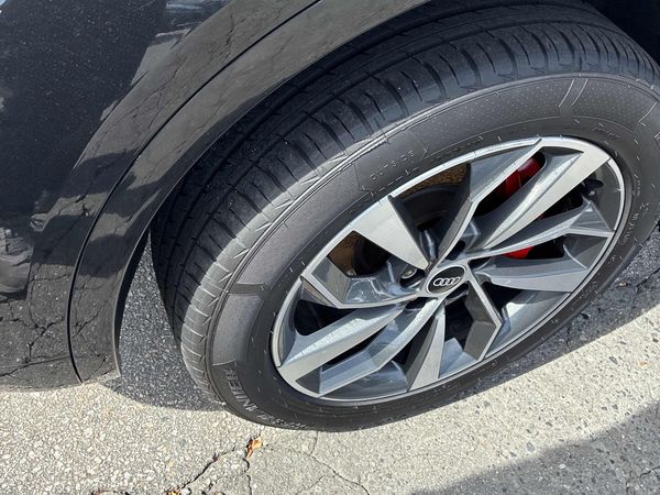 2021 Audi Q5 Progressiv quattro Progressiv