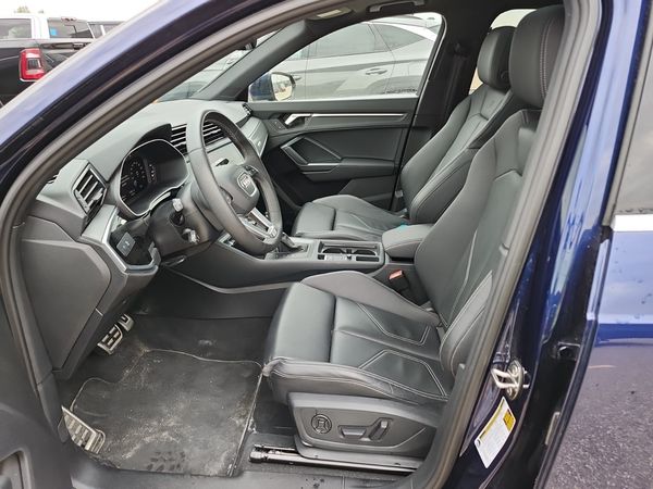 2025 Audi Q3 PROGRESSIV