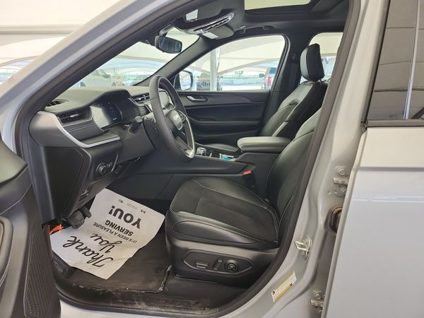 2024 Jeep Grand Cherokee ALTITUDE Laredo