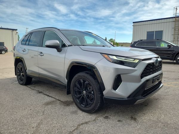 2023 Toyota Rav4 HYBRID SE