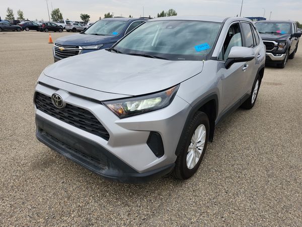 2025 Toyota Rav4 LE