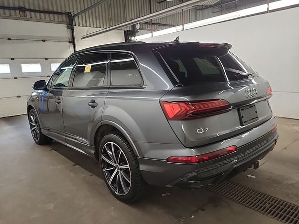 2022 Audi Q7 KOMFORT quattro Komfort