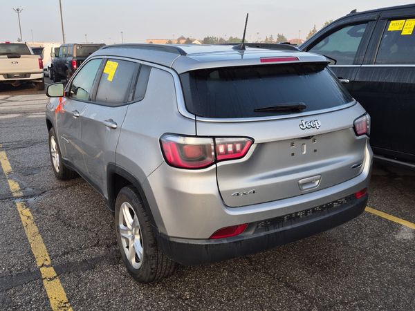 2023 Jeep COMPASS NORTH North, Latitude