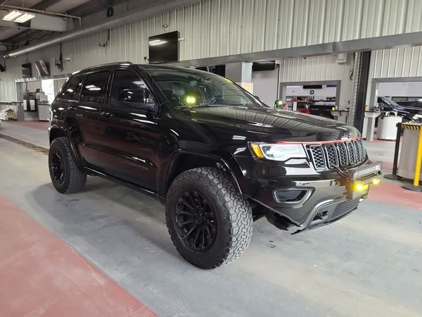 2020 Jeep Grand Cherokee ALTITUDE Laredo