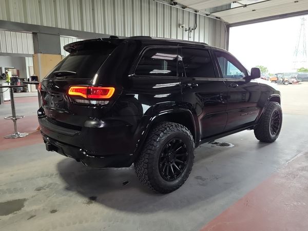 2020 Jeep Grand Cherokee ALTITUDE Laredo