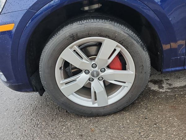 2018 Audi Q5 TECHNIK