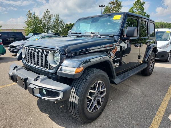 2024 Jeep Wrangler 4 Door 4x4 Sahara