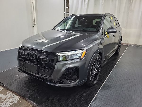 2026 Audi Q7 TECHNIK