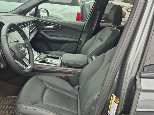 2026 Audi Q7 TECHNIK