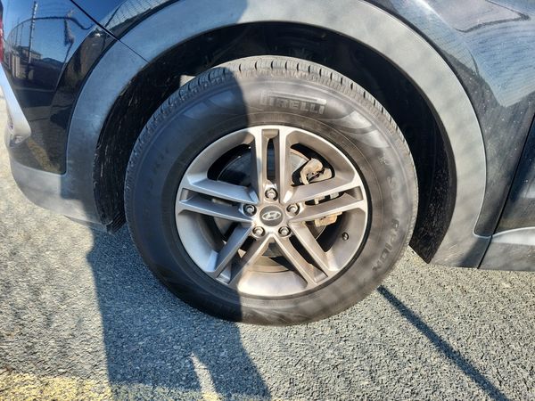 2017 Hyundai Santa Fe Sport Awd 4dr 2.4l Se