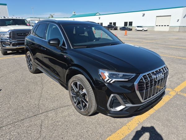 2024 Audi Q3 PROGRESSIV