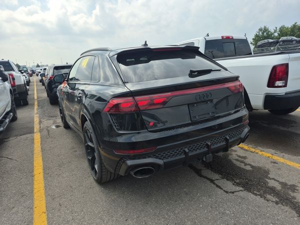 2025 Audi RS Q8 PERFORMANCE