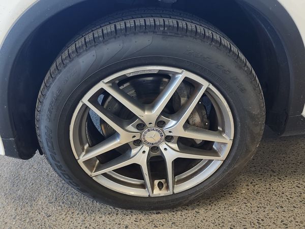 2017 Mercedes-Benz GLC GLC 300 GLC300 Base-4M