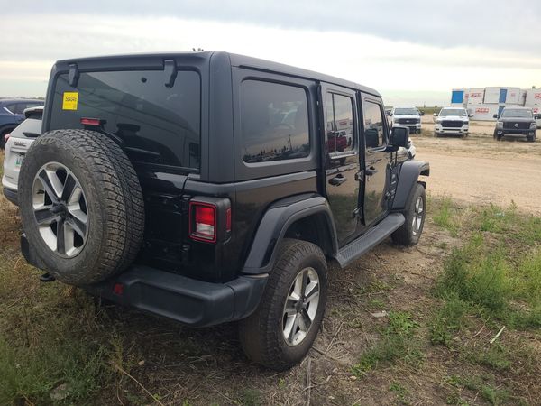 2019 Jeep WRANGLER UNLIMITED SAHARA