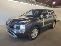 Mitsubishi Outlander NOIR