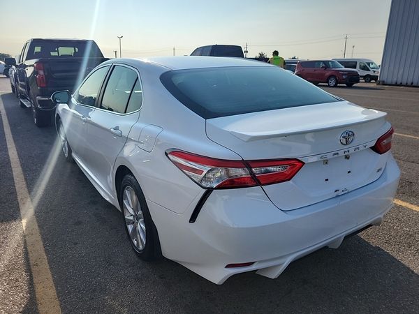 2020 Toyota Camry Auto Se