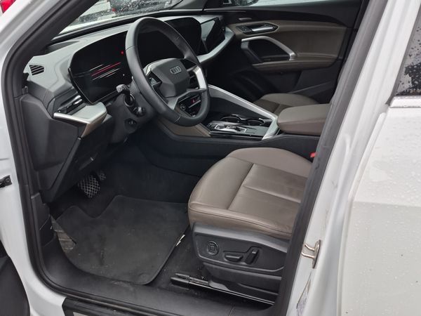 2025 Audi Q5 PROGRESSIV quattro Premium Plus