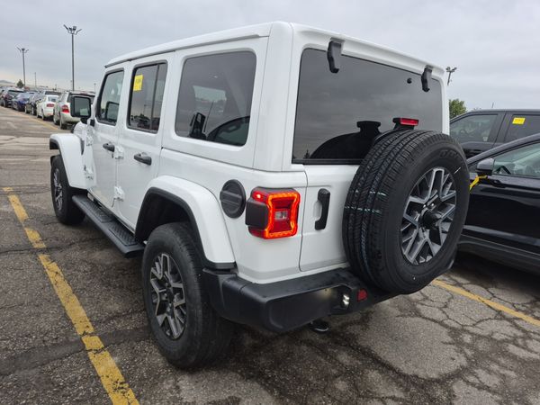 2025 Jeep Wrangler SAHARA