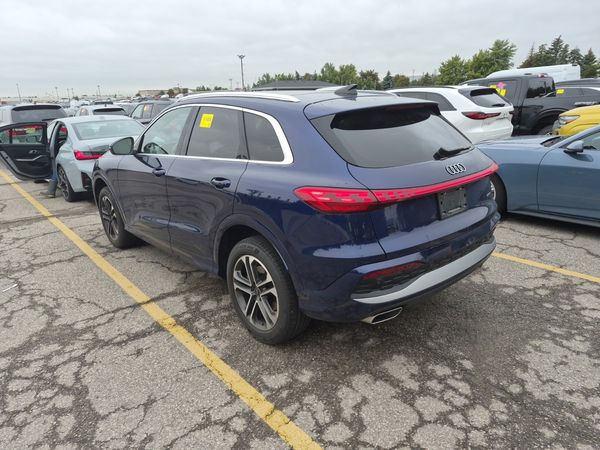 2025 Audi Q5 PROGRESSIV quattro Premium Plus